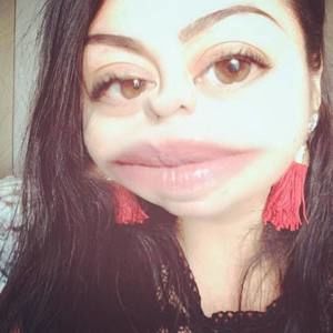 Meet your Posher, Josefina